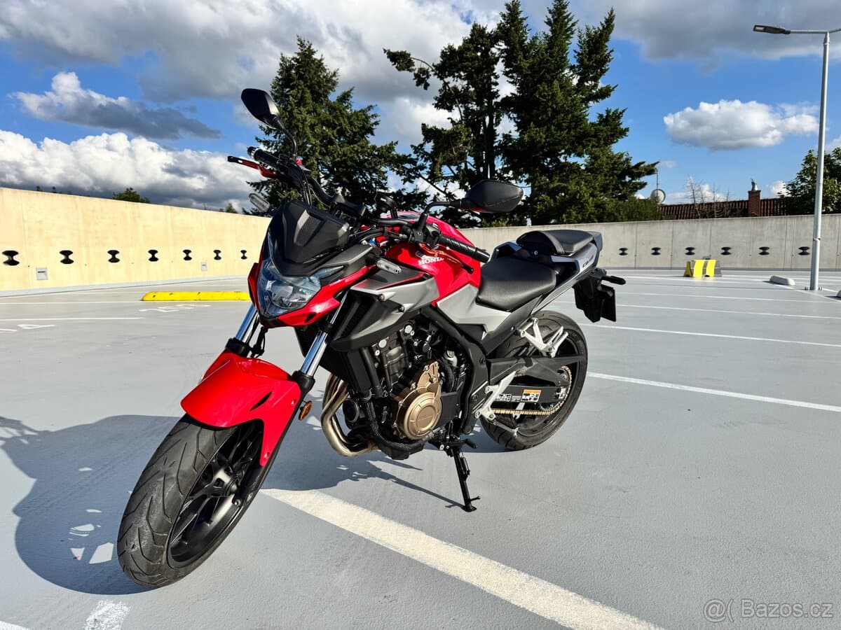 Honda CB500F (2020)